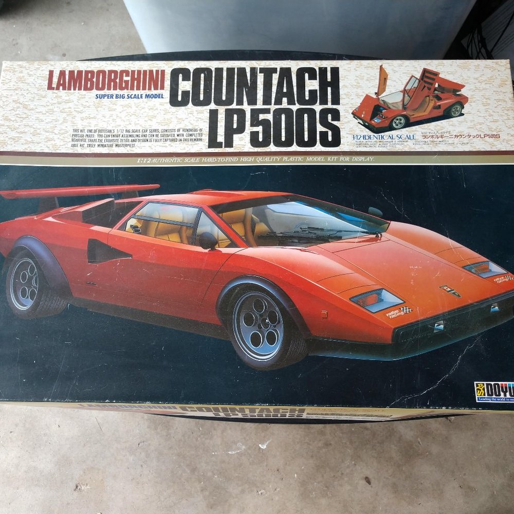 Vintage Lamborghini Countach LP 500S Model